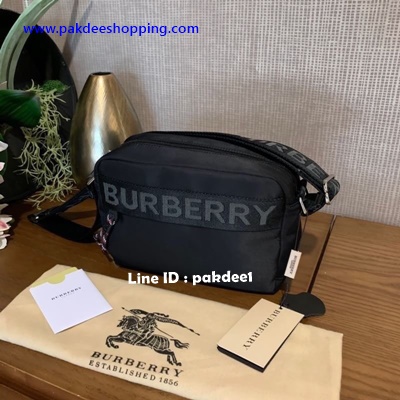 ٻҾ2 ͧԹ : Burberry Logo Detali Crossbody bag Hiend ҹ˹ѧ ҹ͹