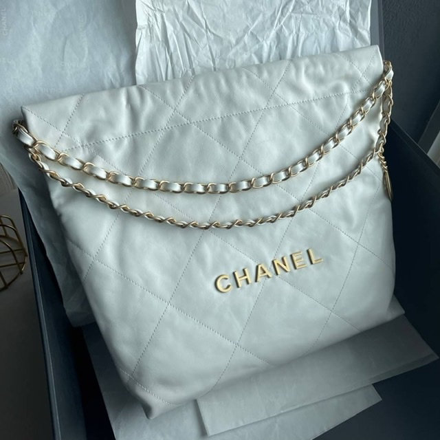 ٻҾ2 ͧԹ : Chanel ss22 LOGo Cc shopping tote