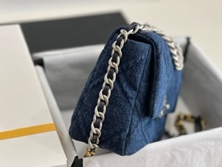 ٻҾ3 ͧԹ : Chanel flap 19 size 26 cm ҹôշش