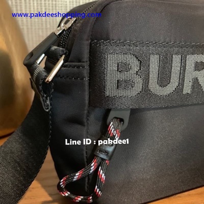ٻҾ4 ͧԹ : Burberry Logo Detali Crossbody bag Hiend ҹ˹ѧ ҹ͹