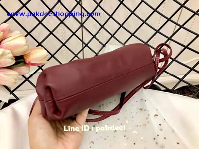 ٻҾ4 ͧԹ : Bottega Veneta Pouch small leather clutch Hiend Size 22 cm ҹ˹ѧ ´͹