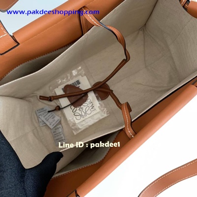 ٻҾ4 ͧԹ : Loewe Cushion canvas Tote bag Original  Size 34 cm ҹ˹ѧ ҹ͹ ҹôش