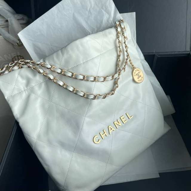 ٻҾ6 ͧԹ : Chanel ss22 LOGo Cc shopping tote